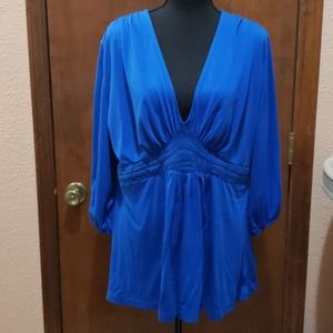 Beautiful Royal blue v-neck blouse w/faux suede ac